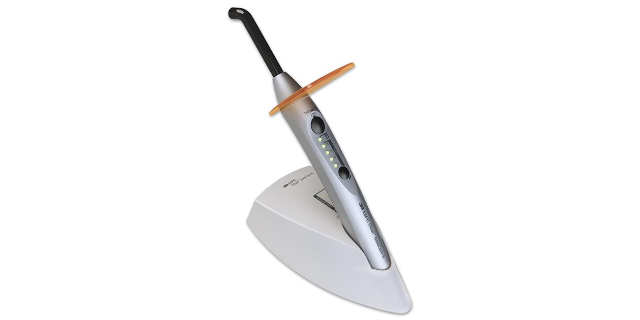 3M ELIPAR DEEP CURES LED CURING LIGHT CORDLESS BRAND NEW IN BOX 76976